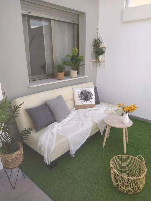 Moderno En Nova Golf & Met Apartamento *